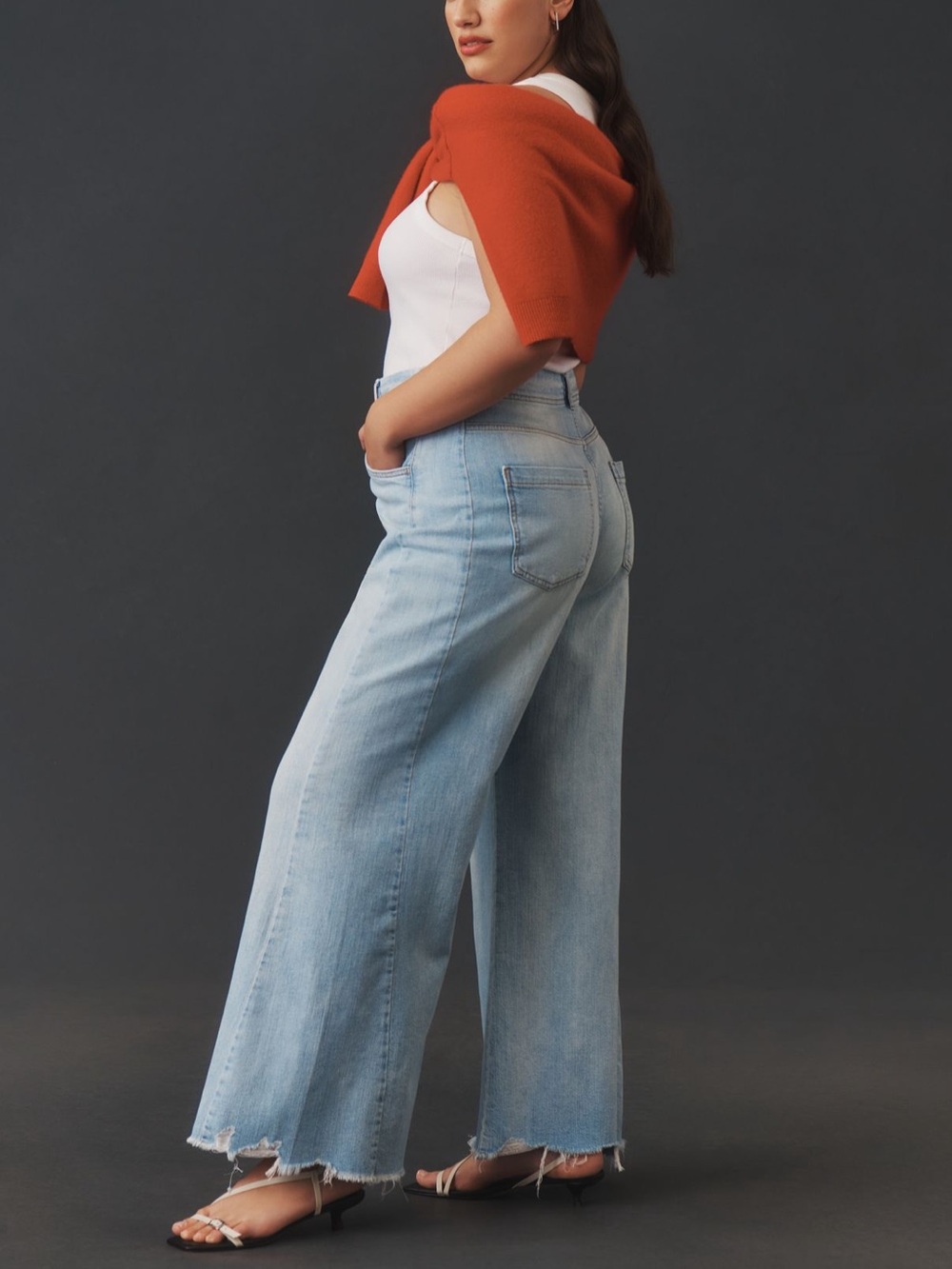 EUC Pilcro Adi Regenerative Cotton Mid-Rise Flare/Wide leg Jeans light Wash 29 - Picture 2 of 14